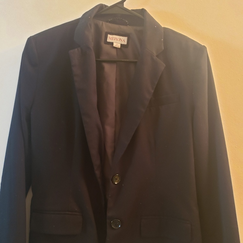 Black blazer size 6